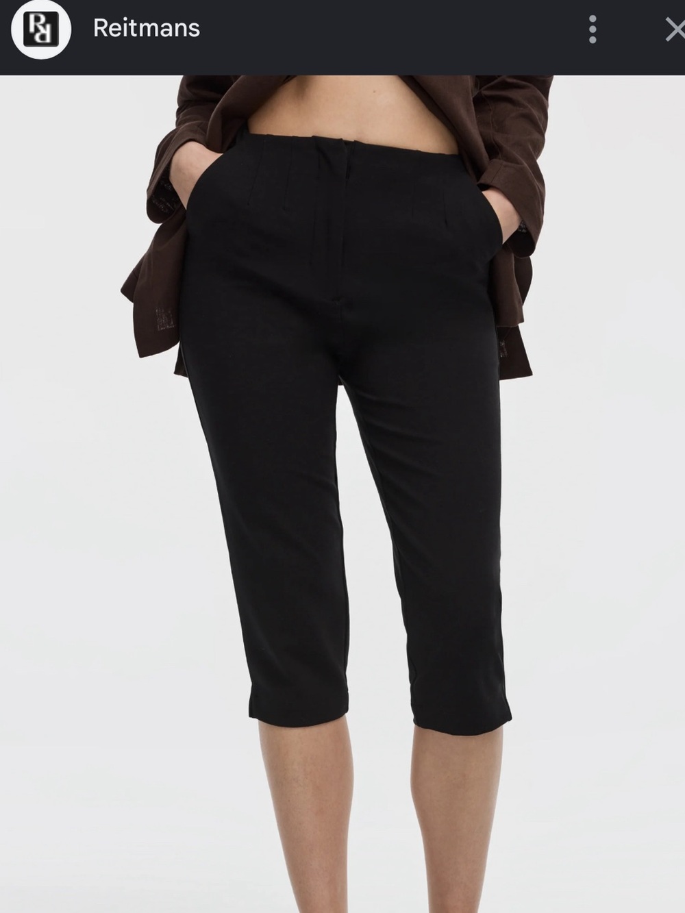 Reitmans Black Cropped Ponte Capris